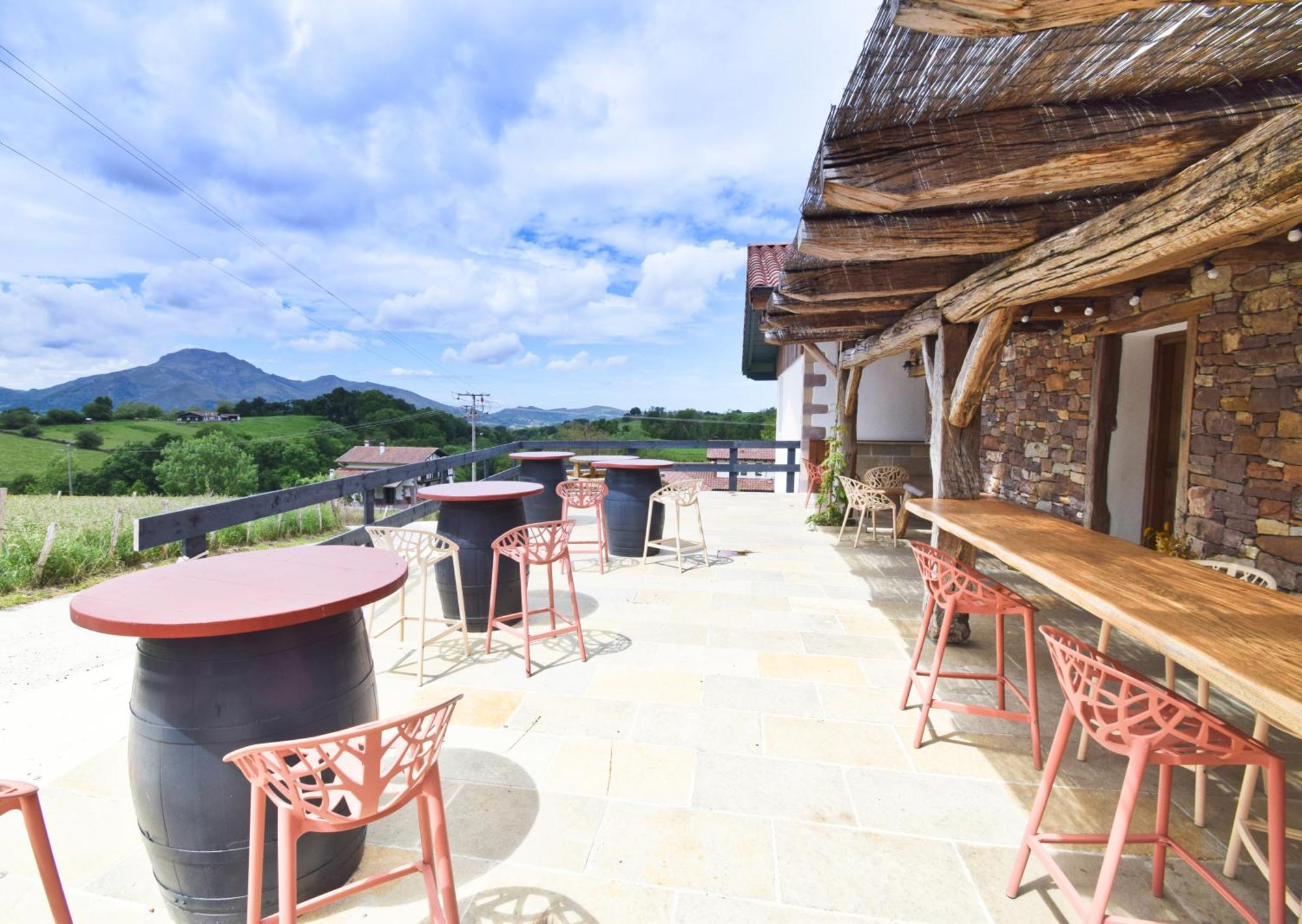 Appartement Vue Montagnes - Axuria Zugarramurdi Buitenkant foto
